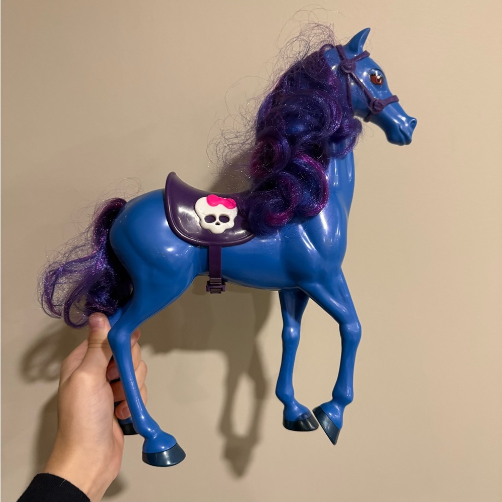 Monster High Doll Headmistress Bloodgood Pet Horse Nightmare Horse Only